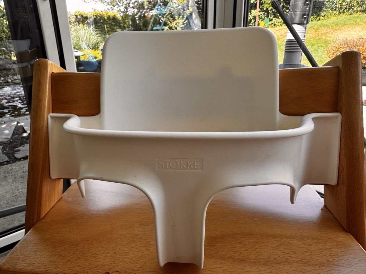 Stokke Hochstühle: Stokke Tripp Trapp Babyset weiss – Gebraucht aus Olsberg von mel_jkr8 1