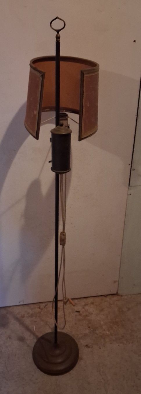 Lampade: Antike Stehlampe Messing – Usato da Tägerig venduto da rob_psv5 1
