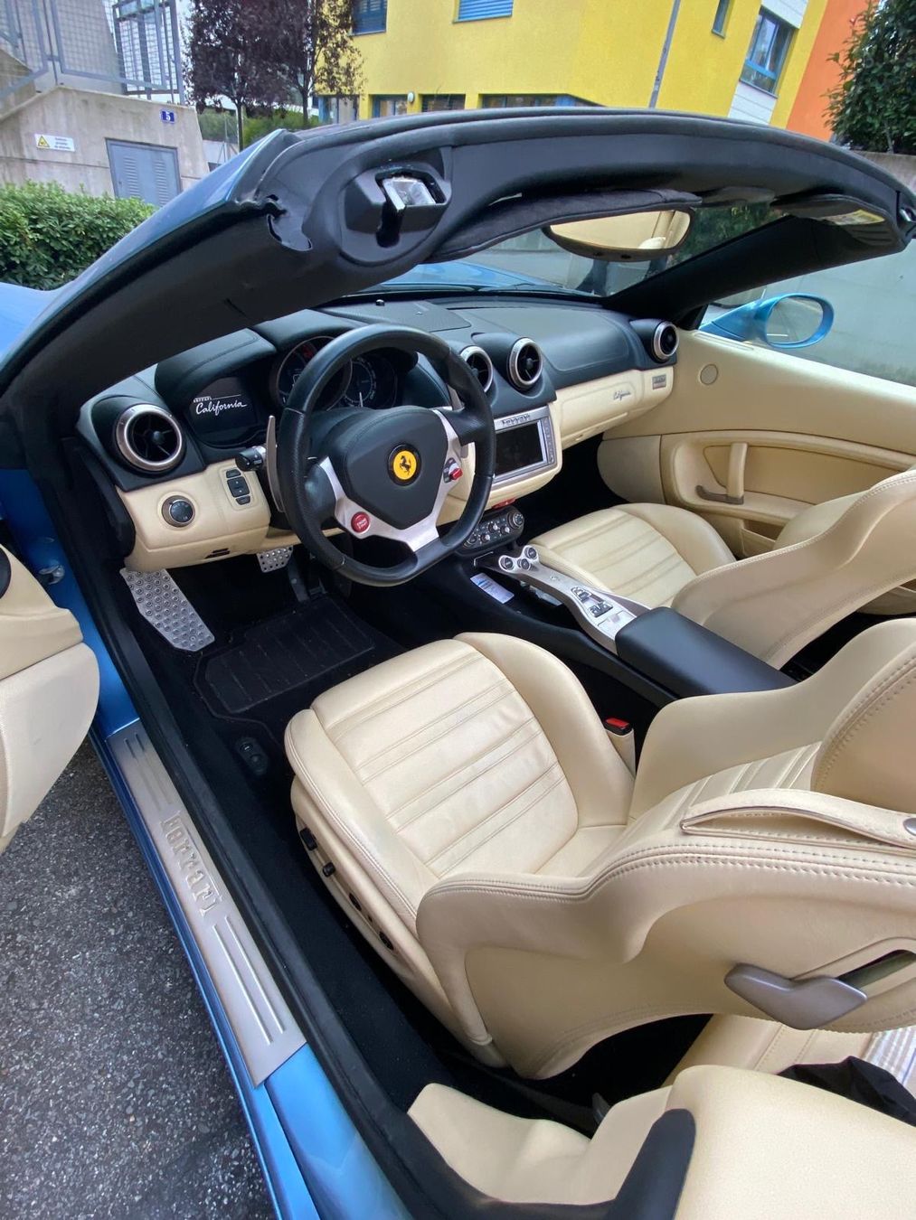 Ferrari Automobili: Ferrari California – Usato da Massagno venduto da dom_8sth 6