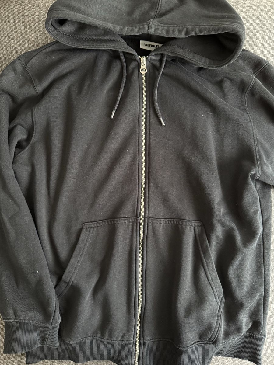 Weekday Giacche: Weekday Kapuzenjacke – Usato da Zürich venduto da sel_9kd