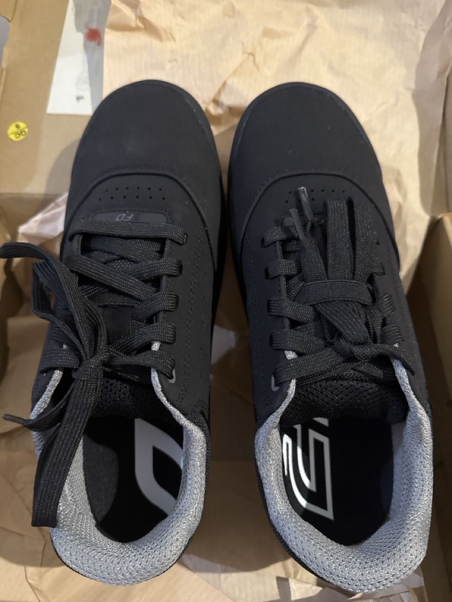 Specialized Chaussures hommes:  Specialized 2FO Trail Cliic Schuhe Grösse 41 Neue  – Neuf avec emballage d'origine à Solothurn par Leo2207 3