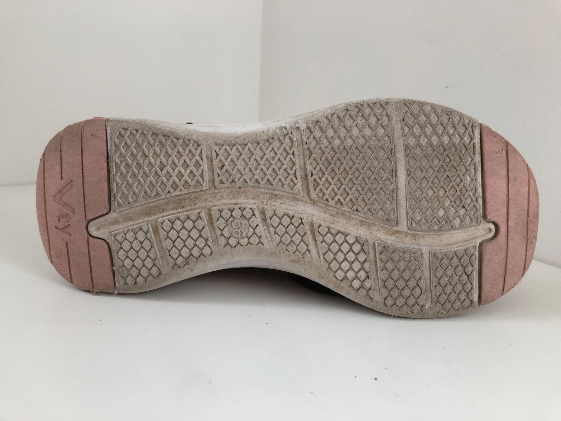 Schuhe für Mädchen: Vty Sneaker, Grösse EUR 36 – Gebraucht aus Wettingen von Chnoelleli 5