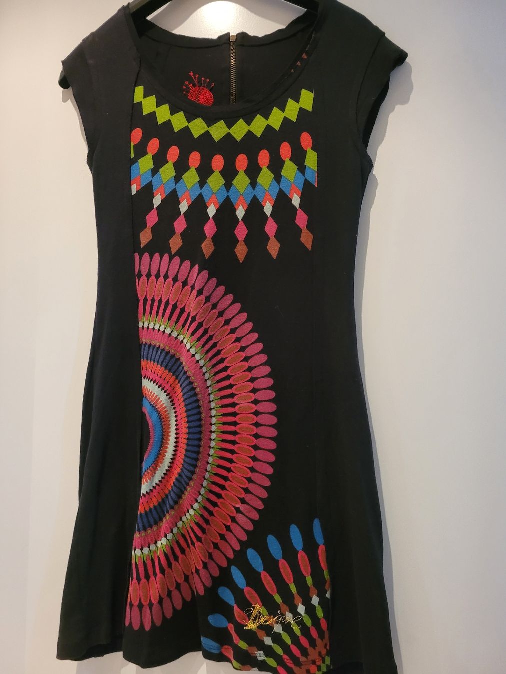 Desigual Vestiti: Kleid Desigual Grösse S – Usato da ennenda venduto da popcorn007