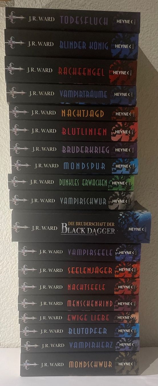 Bücher: JR. Ward Bücher – Gebraucht aus Sargans von Didis