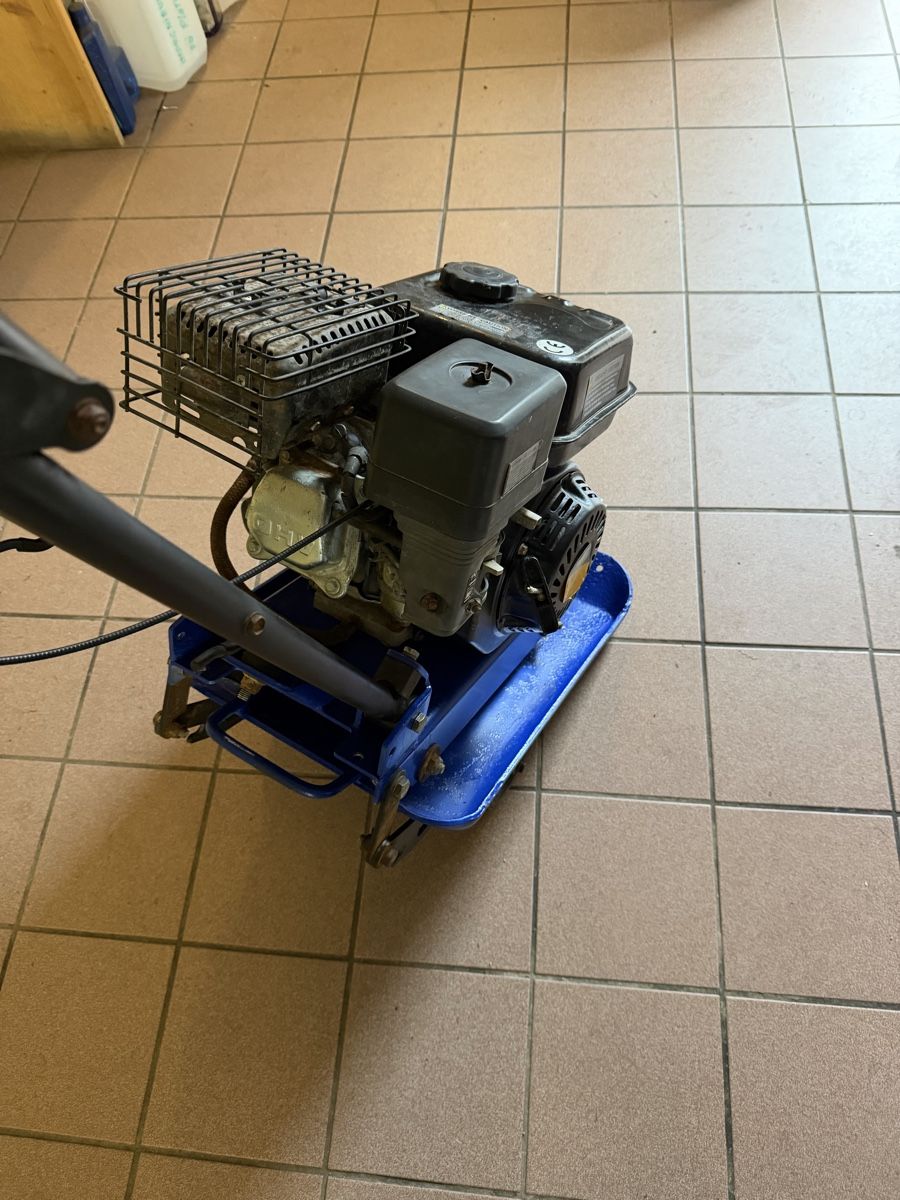 Scheppach Toutes les machines: SCHEPPACH RUTTEPLATE RP 11 i – D'occasion à Schlieren par Nikola040 7