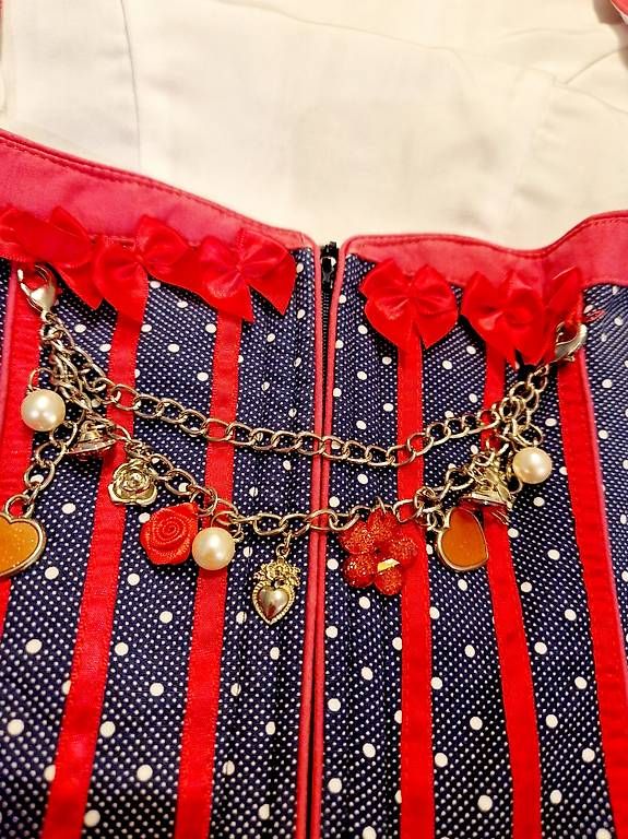 Vestiti: Original Krüger Madl Dirndl – Usato da Eich venduto da LeniLangstrumpf 4