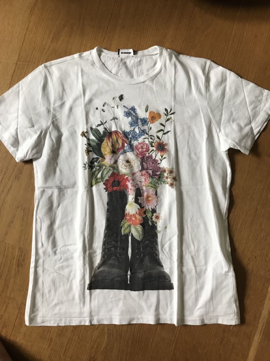 Camicette, T-shirt & Top: Diesel Shirt – Usato da Würenlos venduto da Ashley24