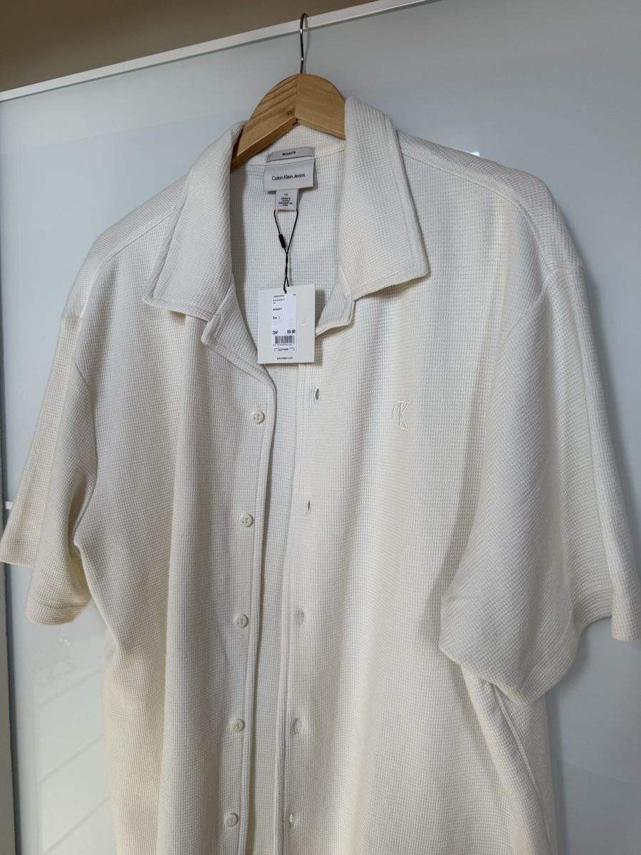 Calvin Klein Hemden: Calvin Klein Sommerhemd Neu // Gr. L – Neu und originalverpackt aus Wängi von can_kgq6 3