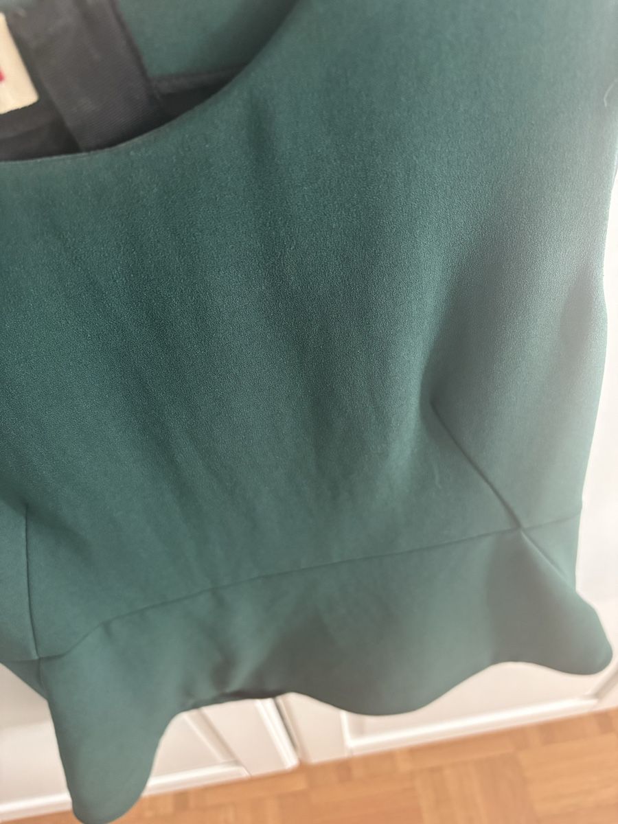 Marni Top: Marni Structured Top Green, original price CHF560 – Nuovo (secondo la descrizione) da Zürich venduto da jir_k6j2 2