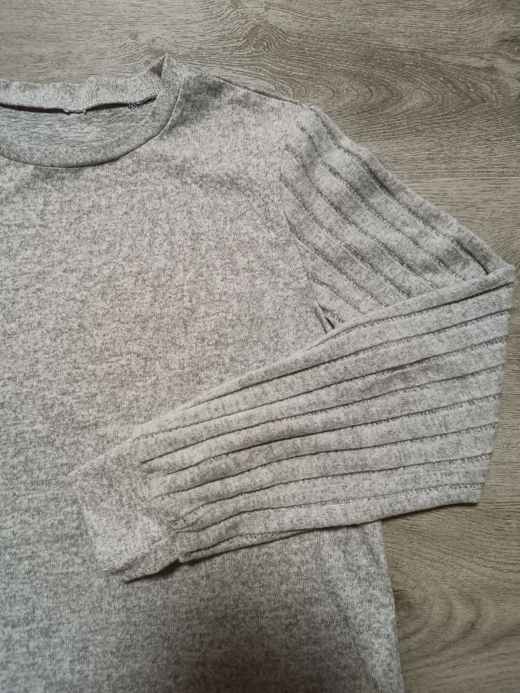 Maglioni & Felpe: Grauer Pullover L neu – Nuovo (secondo la descrizione) da Bätterkinden venduto da Elefantenzoo 1