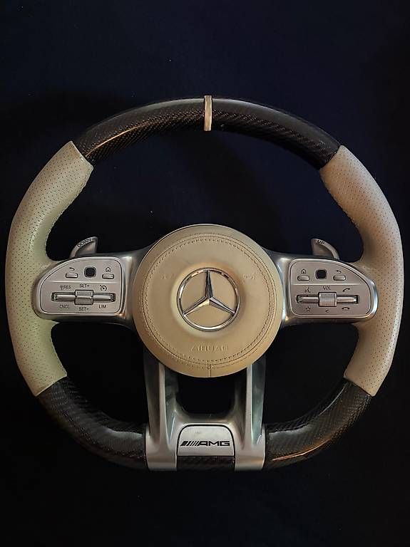 Mercedes-Benz Tutti i ricambio: AMG Lenkrad Carbon – Usato da Bern venduto da nic_z2c2