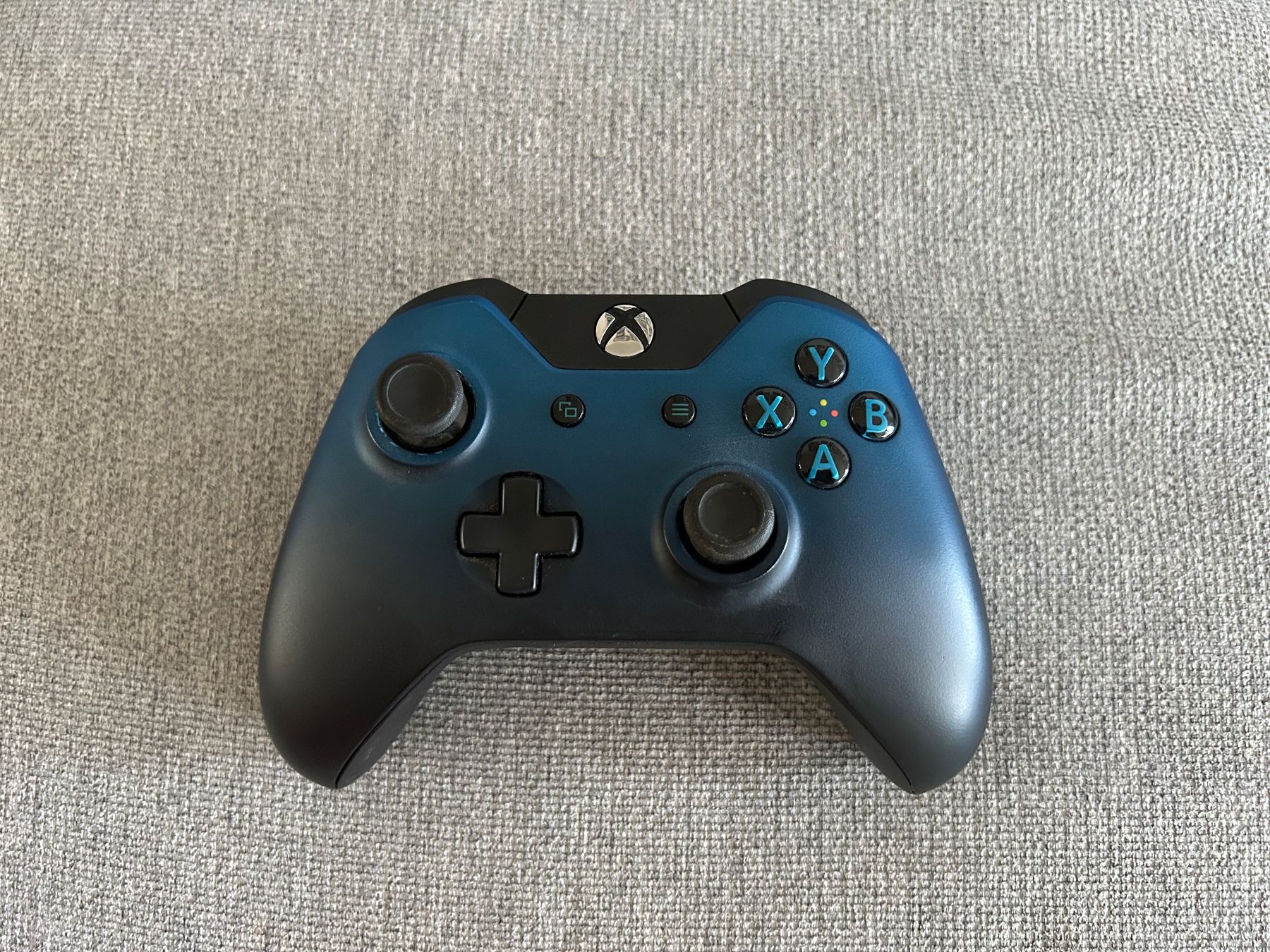 Microsoft Manettes: Original Xbox Wireless Controller – D'occasion à Seuzach par illnois