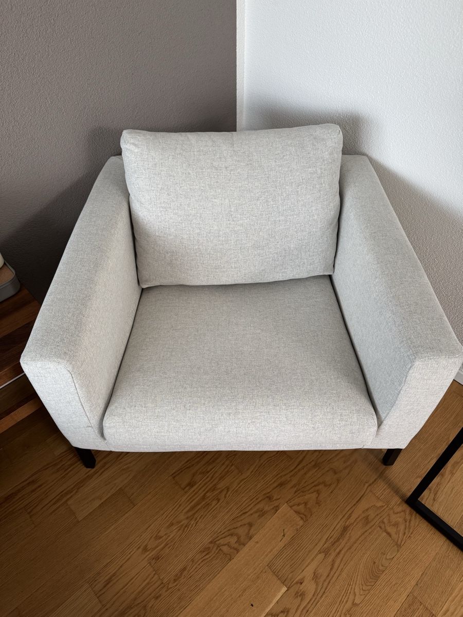 Ikea Fauteuils: Ikea Koarp Sessel Beige – D'occasion à Endingen par Corinne_C_B