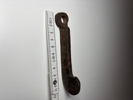 Riegel, sehr gross, antik