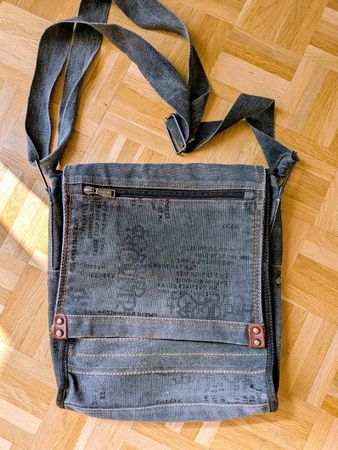 Jeans Umhängetasche im Vintage-Stil - Ideal für den Alltag!