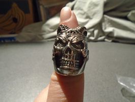 Ring Size 13, Werwolf, silberfarbig
