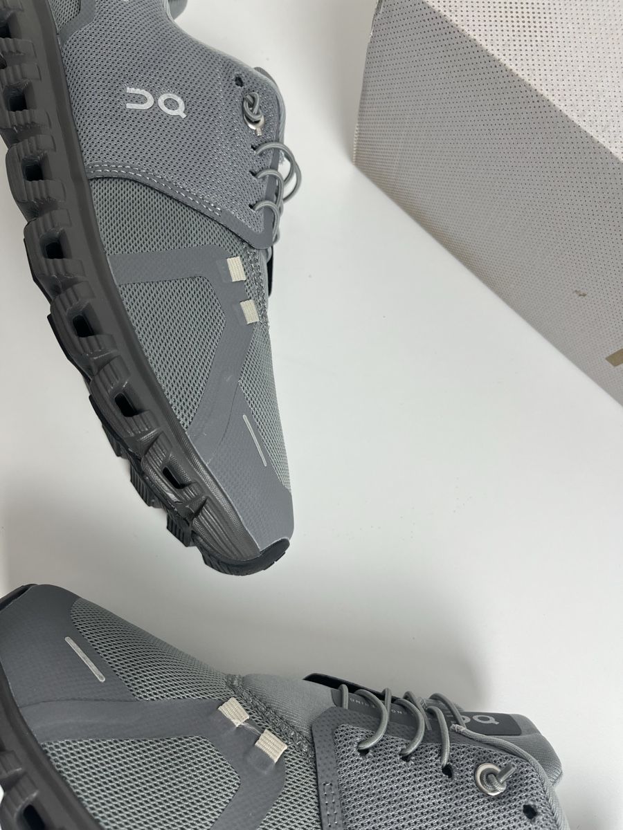 On Scarpe da uomo: On Running Cloud 6 Schuhe Apollo Eclipse Grösse 43 neu – Nuovo e nell'imballaggio originale da Luzern venduto da kim221080 2