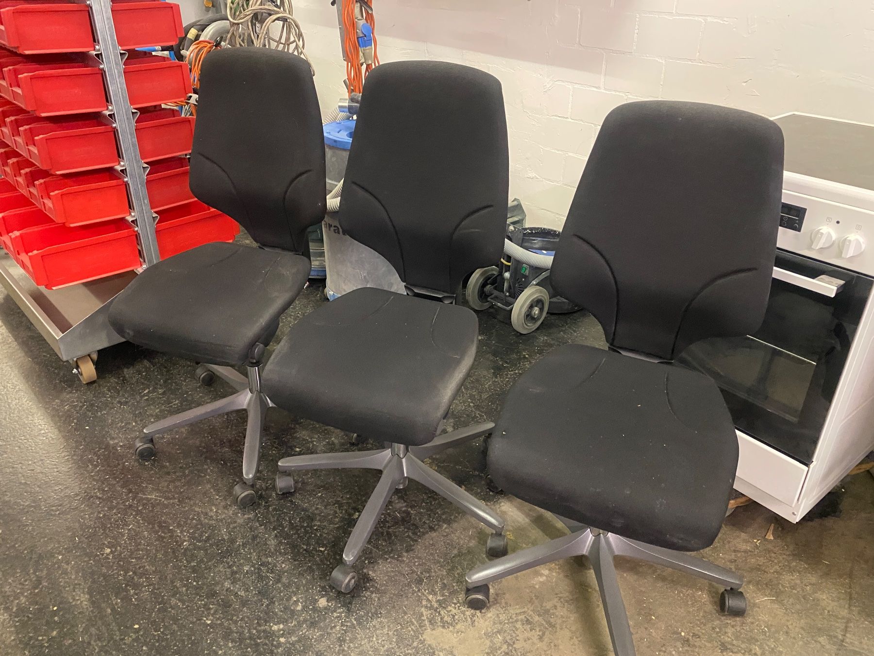 Giroflex Sedie: Posten Giroflex Bürostühle ab 1.- – Usato da Wabern venduto da HK-Design