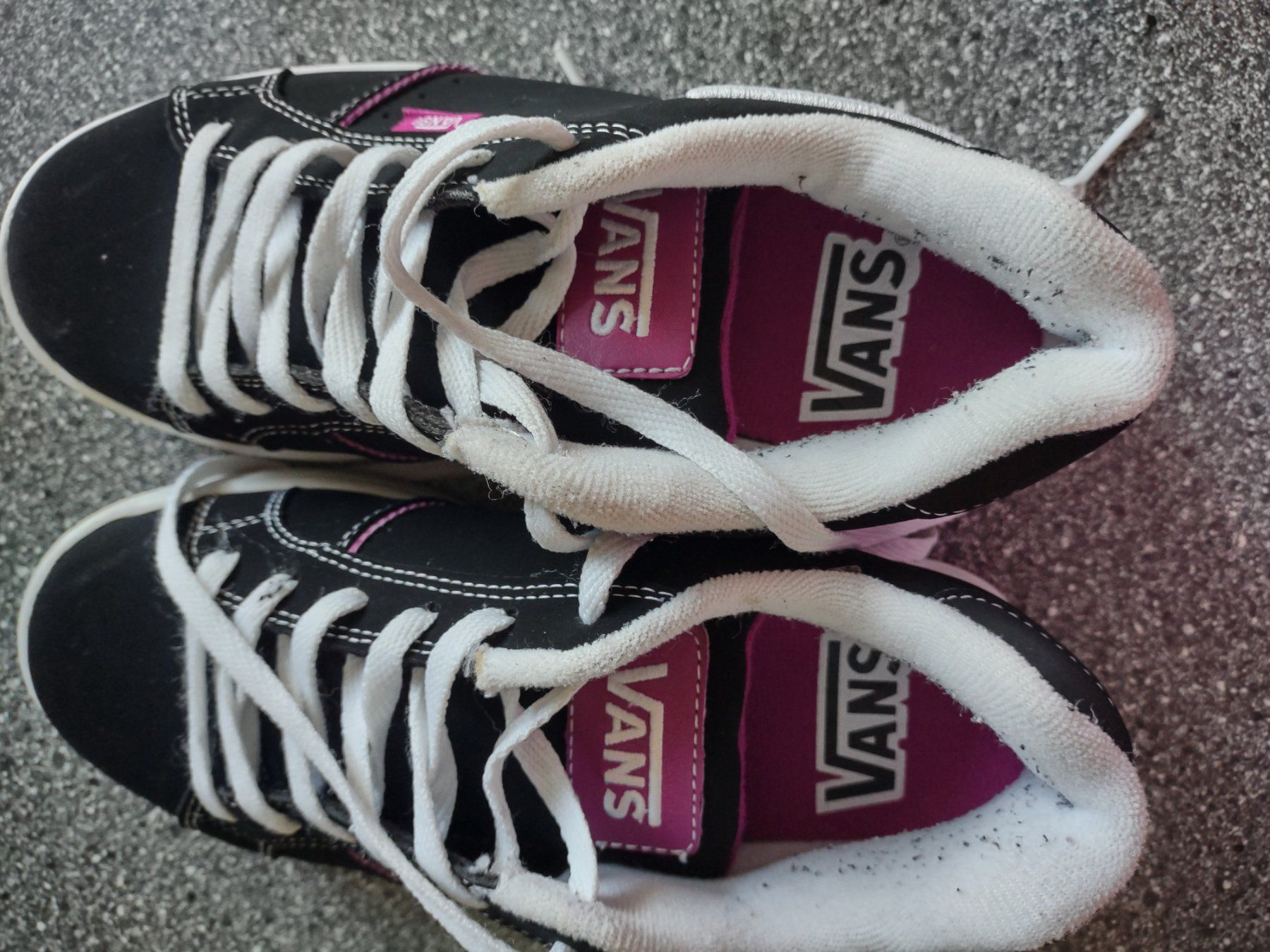 Vans Scarpe da donna: Vans Schuhe gebraucht – Usato da Montlingen venduto da Nikita-Sidney