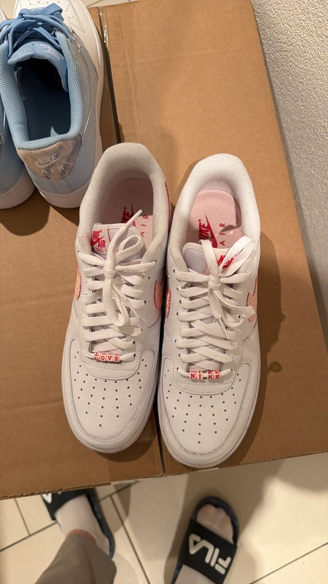 Scarpe da uomo: Nike Air Force 44 – Usato da Birr venduto da King2607 1