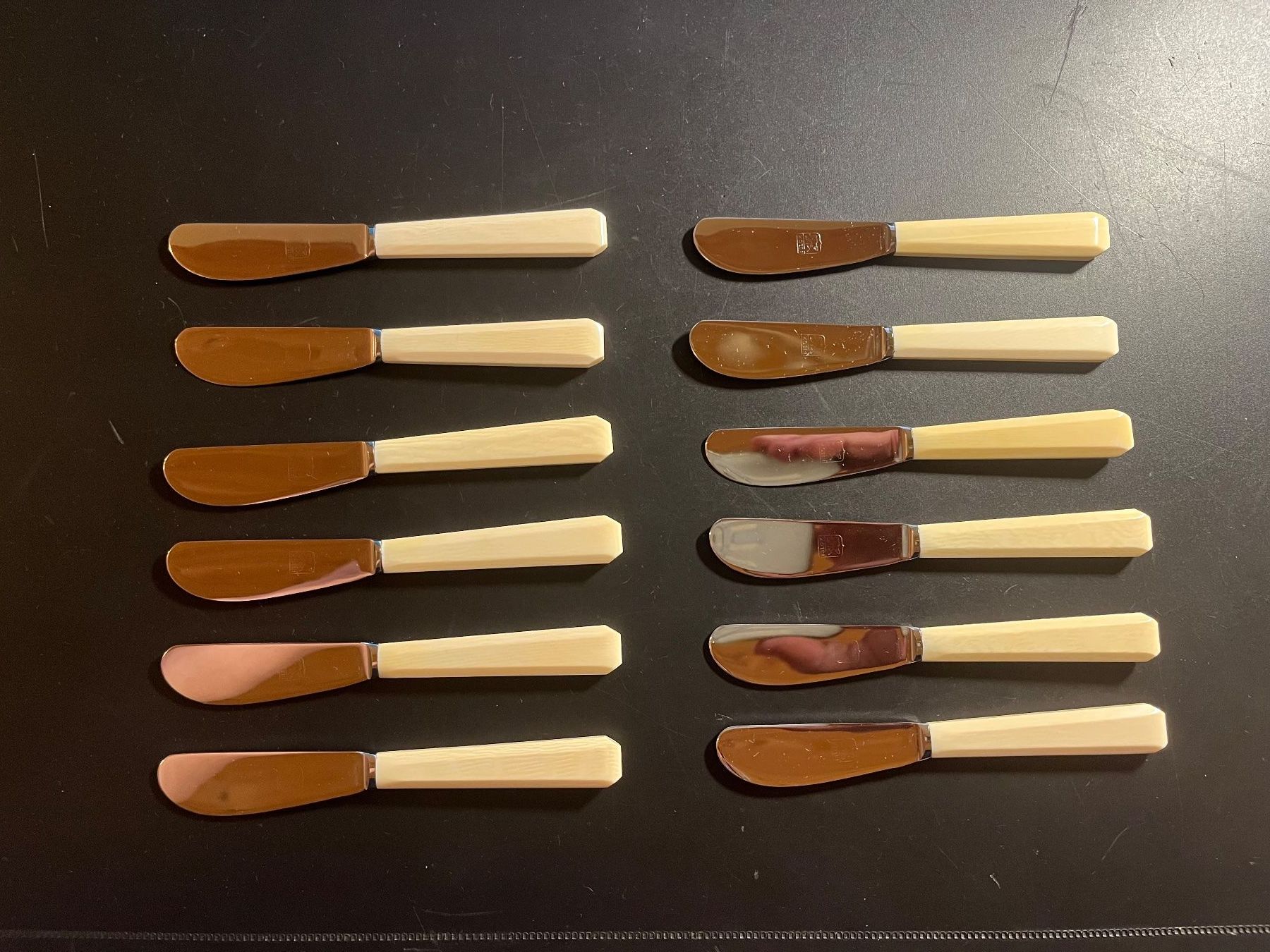 Posate: Buttermesser Elfenbein farbig – Nuovo (secondo la descrizione) da Madiswil venduto da nofox222 1