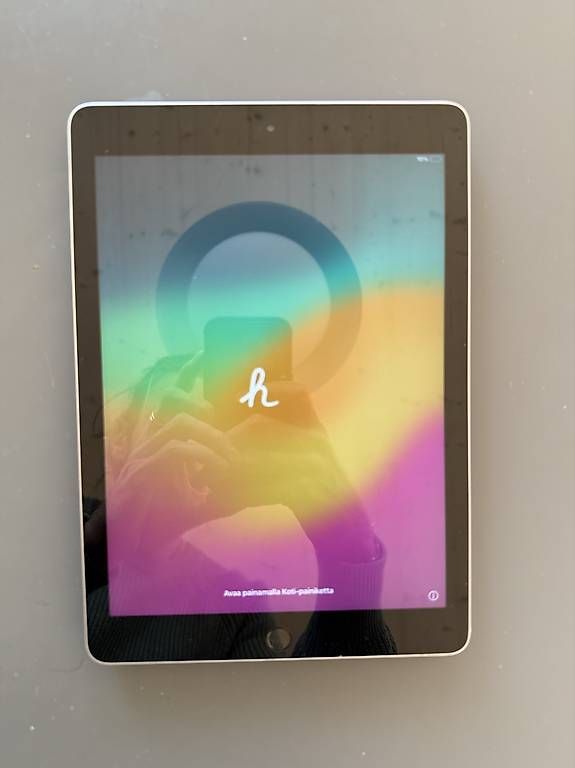 Tablet PC: iPad 6. Generation - 128GB – Gebraucht aus Ostermundigen von trillib 2