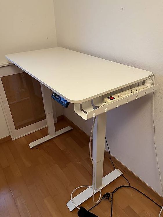 Elektrisch Hohenverstellbarer Schreibtisch Gebraucht