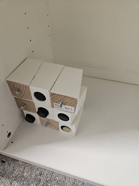 Sonstiges Mobiliar: IKEA Möbelfüsse  – Gebraucht aus Basel von C_Mathys 2