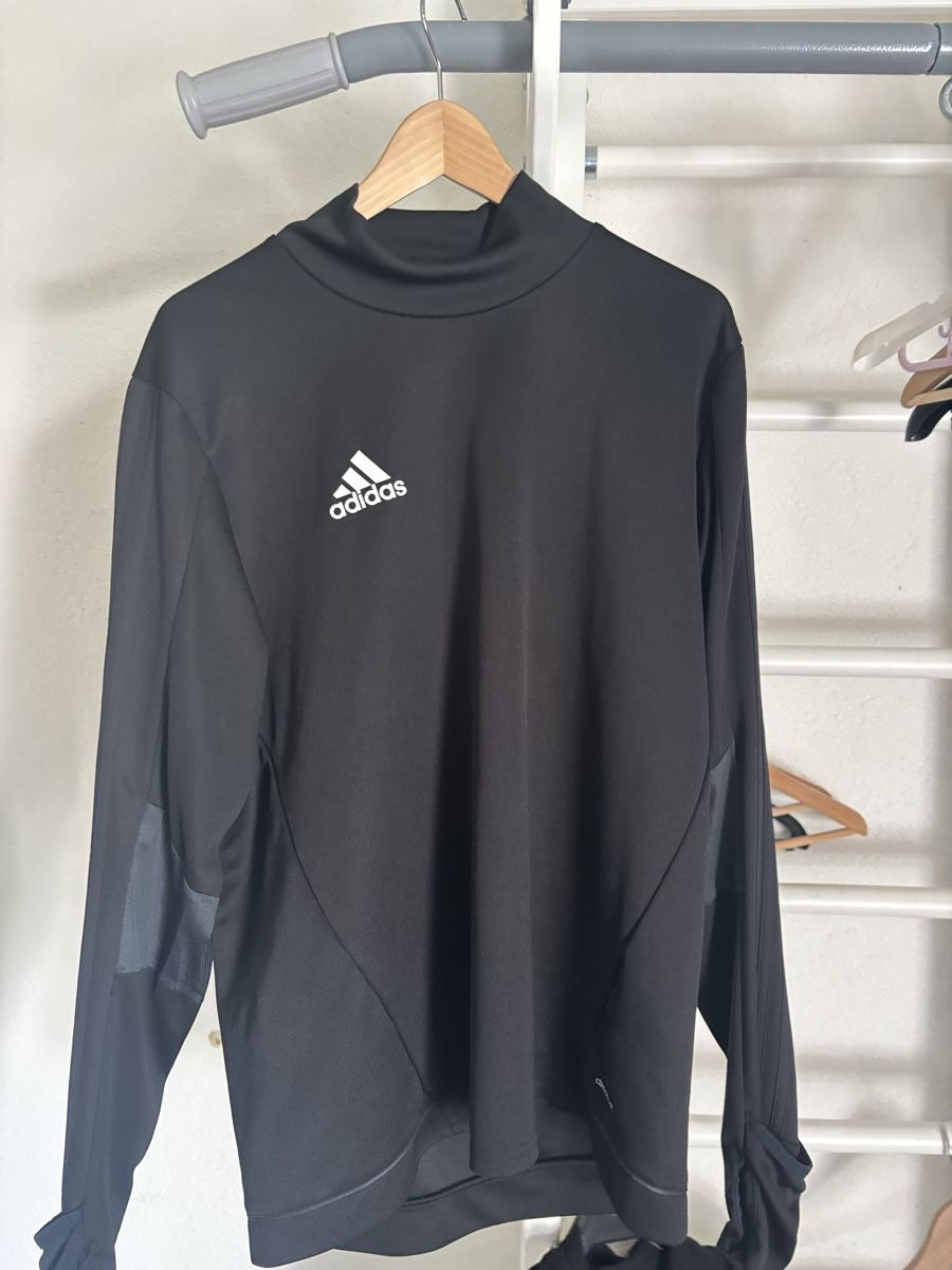 Adidas Kleiderpakete: Adidas Paket Größe L – Gebraucht aus Küttigen von Hedimia 1