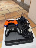 Playstation PS4 mit 2 Controllern und Spielen