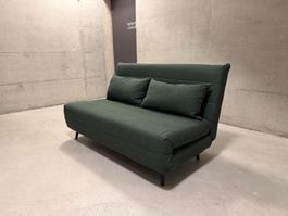 Bettsofa in dukelgrünem Stoff ausklappbar mit Kissen (2024)