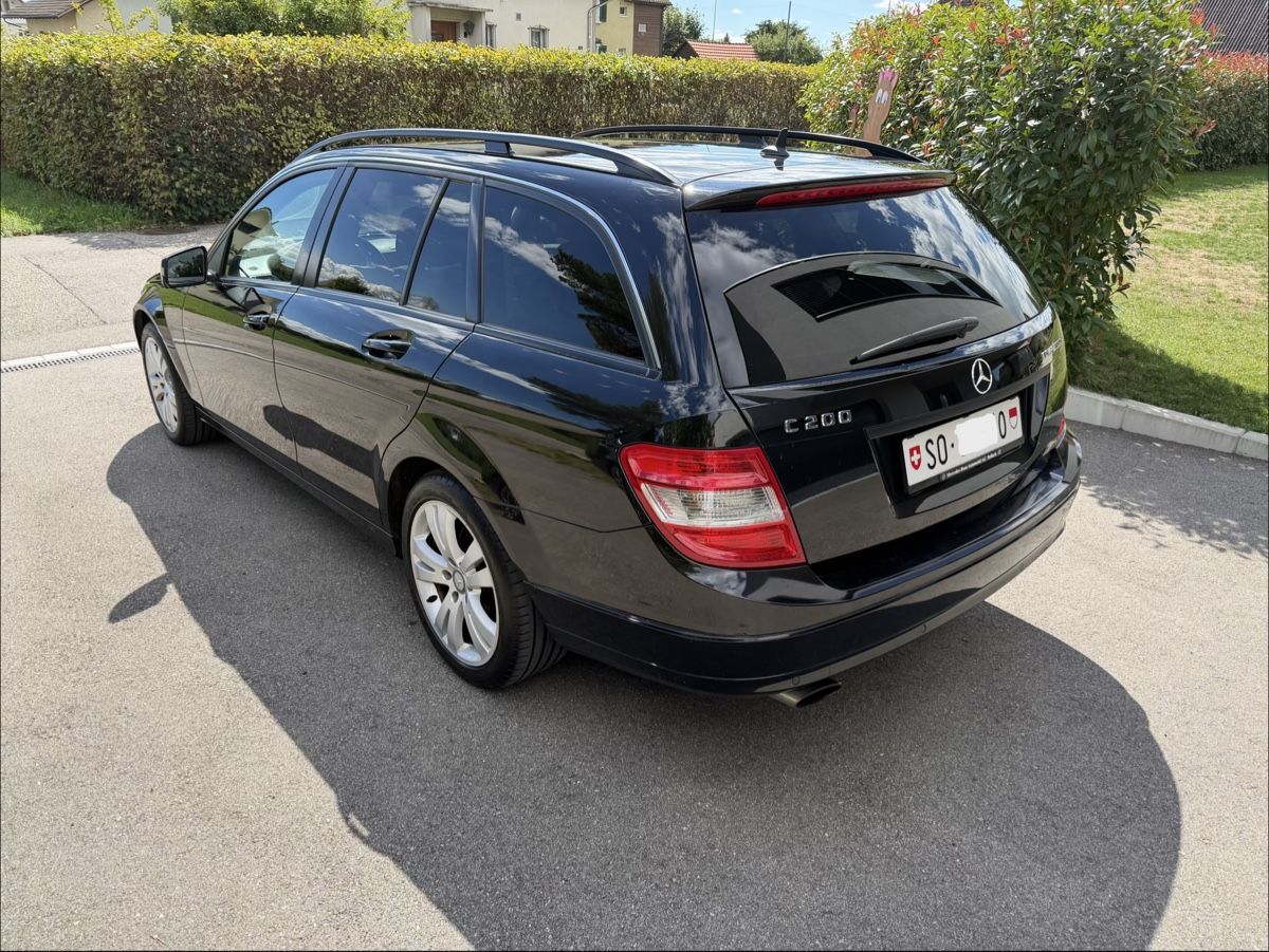 Mercedes-Benz Automobili: Mercedes C200 Kombi – Usato da Flumenthal venduto da .Robert. 1