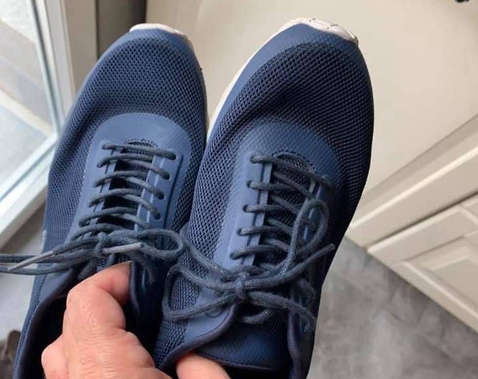 Scarpe da donna: Turnschuhe  – Usato da St. Gallen venduto da Daxy_rog 3