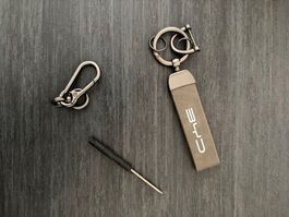 BYD Schlüsselanhänger Leder grau