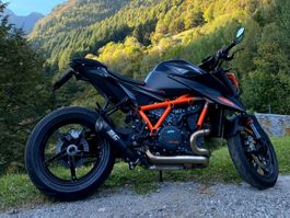 KTM 1290 Super Duke R sehr guter Zustand