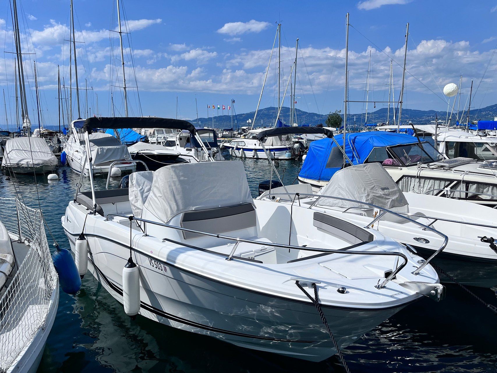 Jeanneau Barche: Jeanneau Cap Camara 6.5 CC série 3 – Nuovo (secondo la descrizione) da  venduto da  3