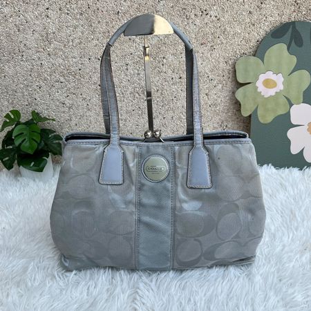 Handtasche Coach grau Monogramm Stoff Leder 35x25cm Tasche D