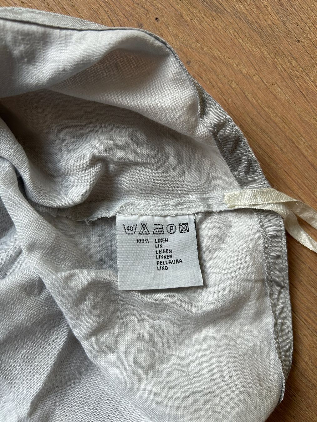 H&M Pantaloni: Hennes Collection Leinenhose DE 38 – Usato da Zürich venduto da ins_w679 3