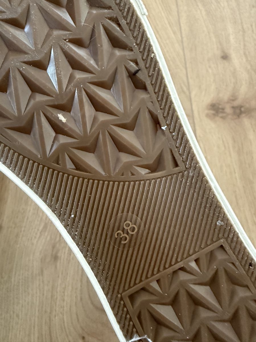 Chaussures femmes: Baskets Lpb – Neuf avec emballage d'origine à Courgenay par Sophe0825 3