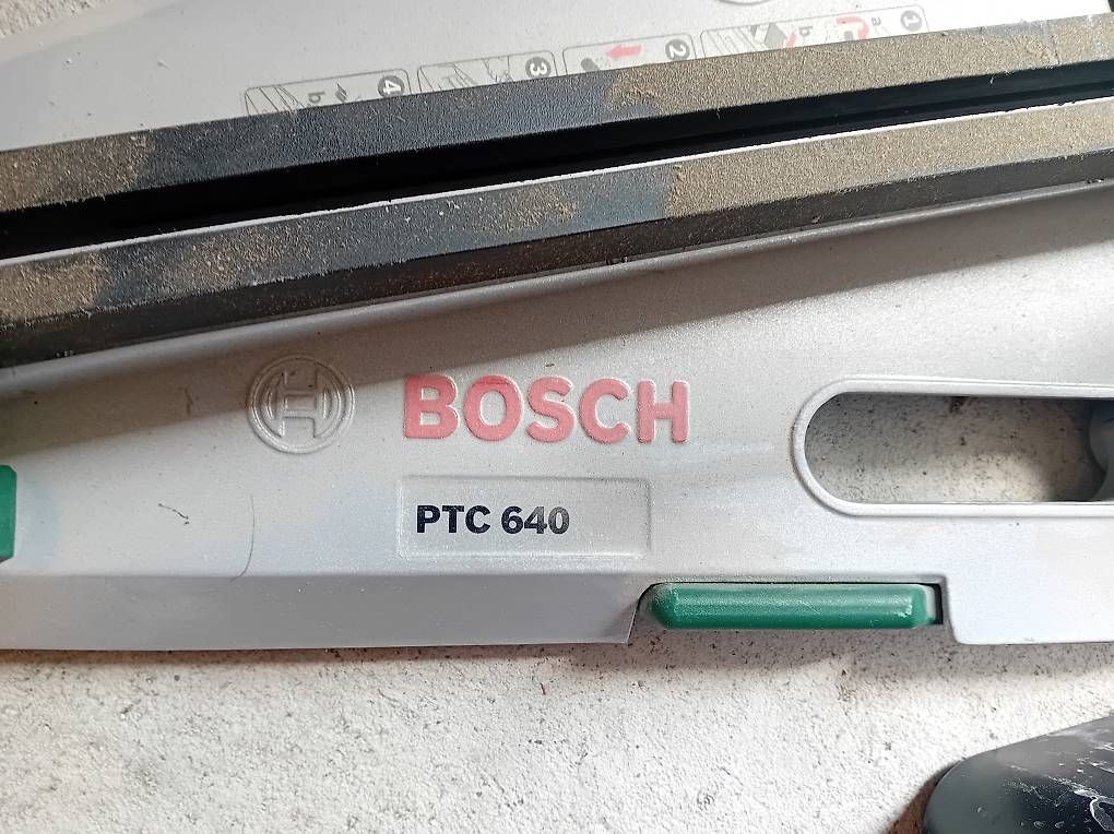 Scies: Keramik  Bodenfliesen Schneider – D'occasion à Burgistein par Ernte