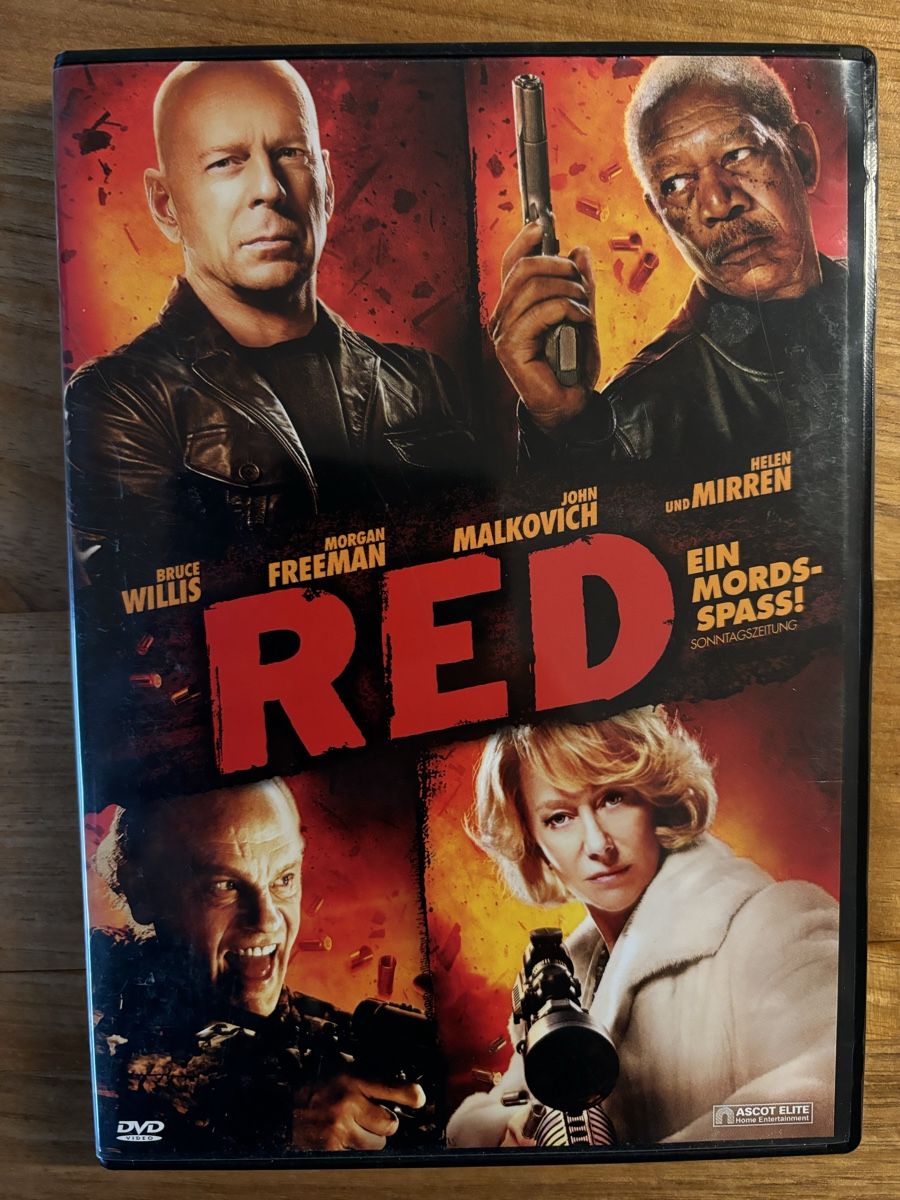 Tutti i DVDs: DVD RED - retired extremly dangerous – Usato da Belp venduto da brb66