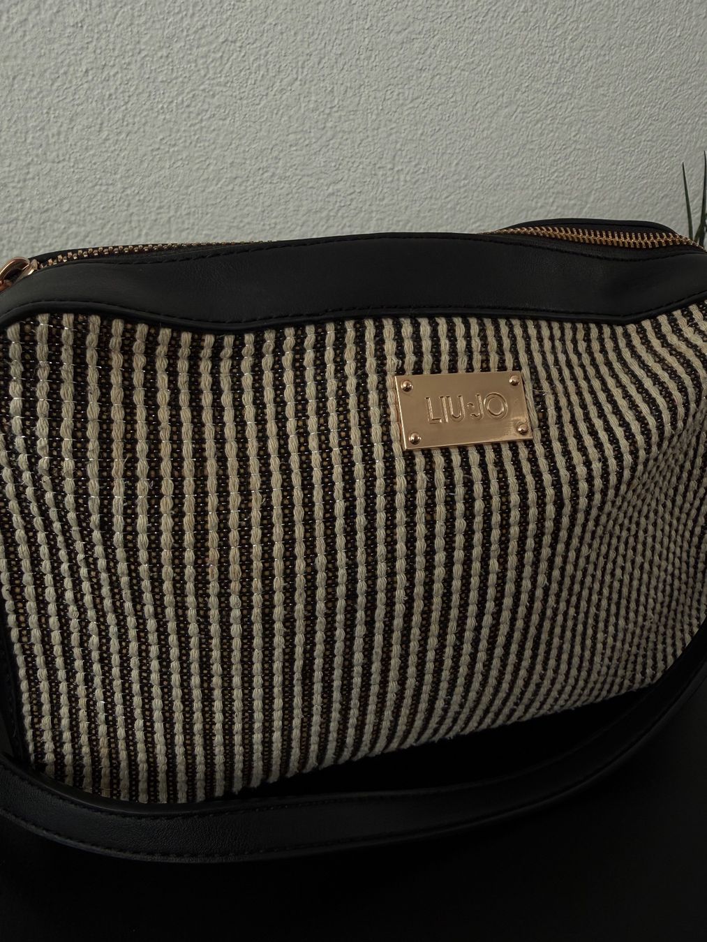 Liu Jo Taschen für Damen: LIU•JO Umhängetasche – Gebraucht aus Lüchingen von Daan8 1