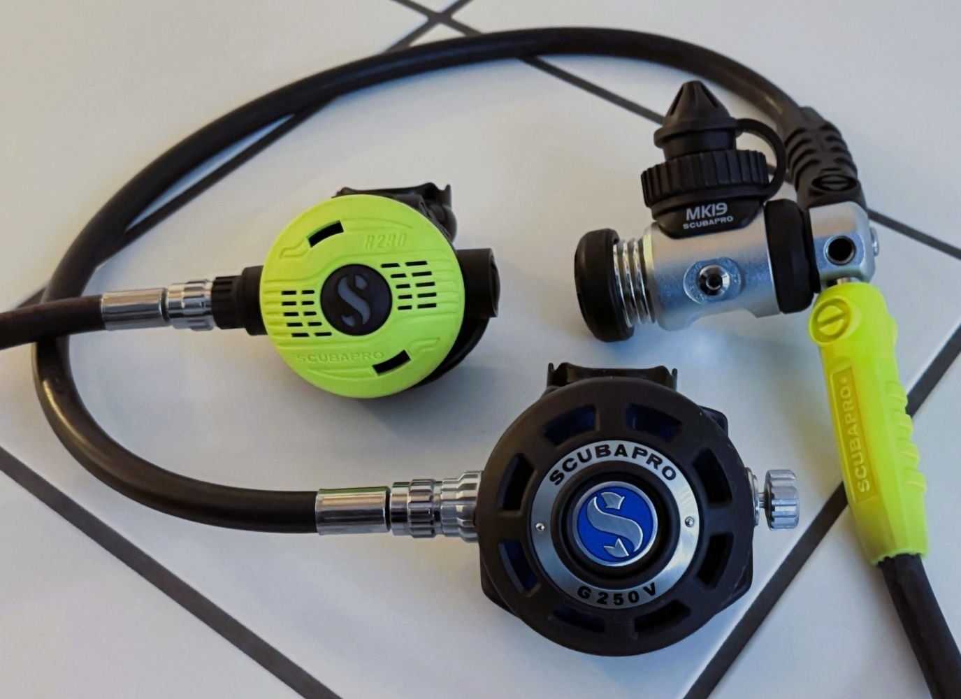 Scubapro Respiratori & Giubbotti: Scubapro Regulator - Gerät #2 – Usato da Winterthur venduto da juve1972