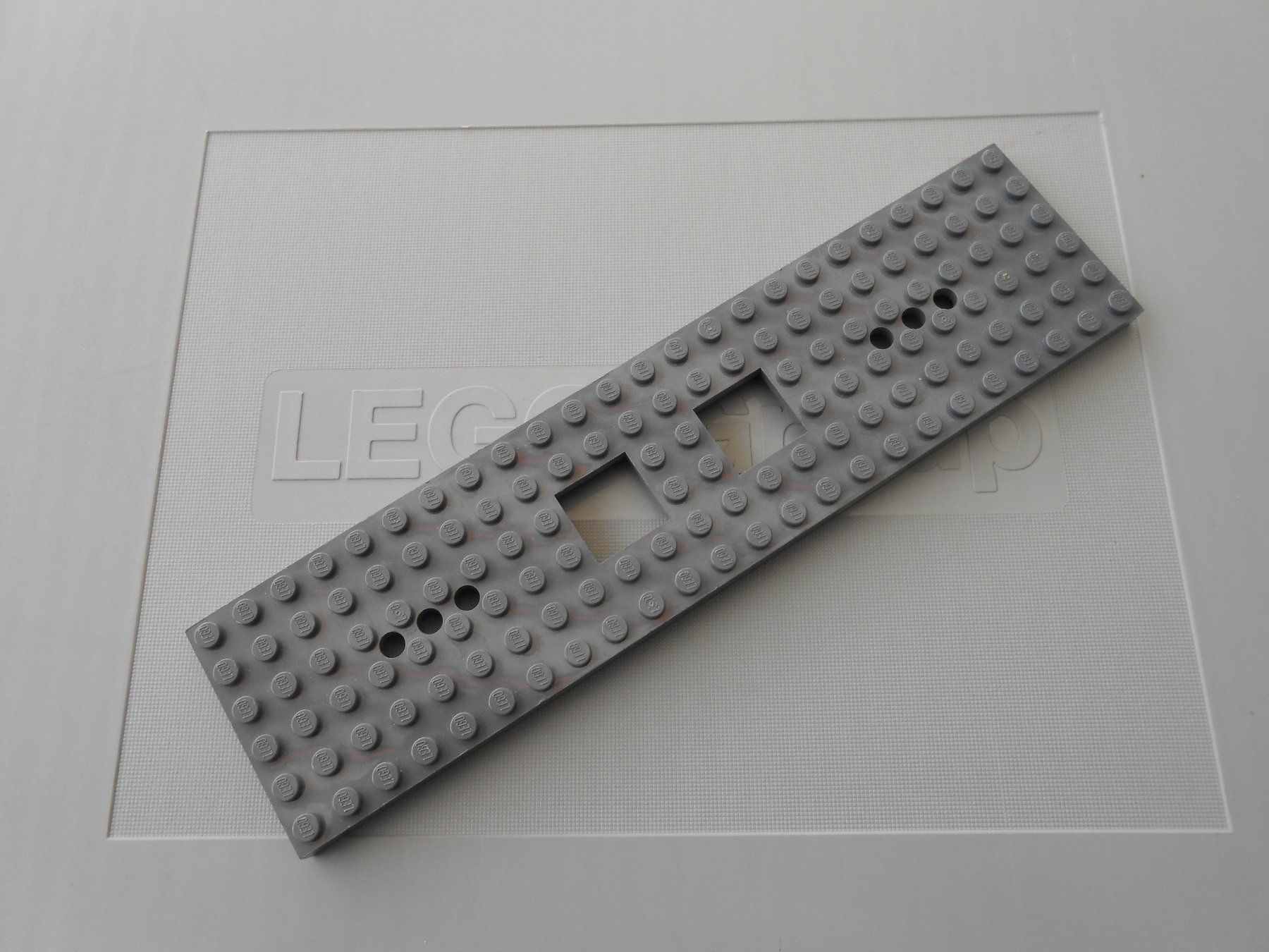 Lego Spielzeuge: Zugplatte 6x24 Dark Bluish Gray – Gebraucht aus Oftringen von Link8