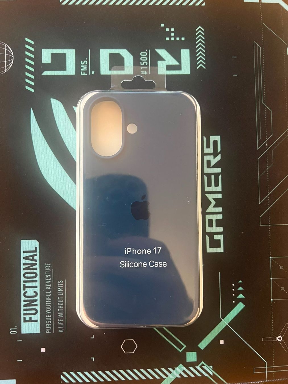 Coques & Protection écran: Coque Apple iPhone 17. Apple iPhone 17 Hülle – Neuf avec emballage d'origine à Eysins par pro_7lnq