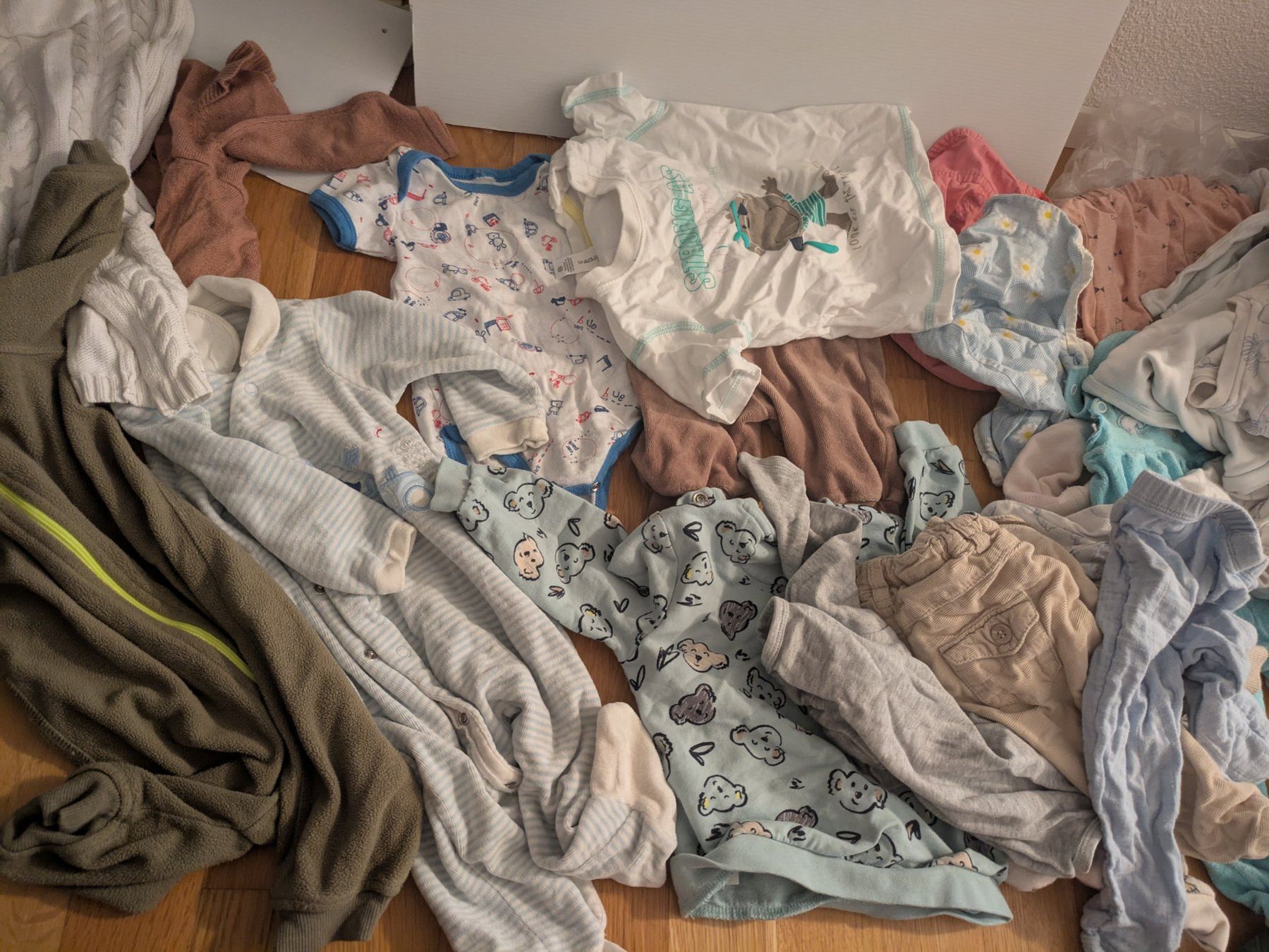 Kleiderpakete & -sets: Baby Clothes Bundle: 68 Sizes, Great Condition! – Gebraucht aus Bad zurzach von dar_jy22