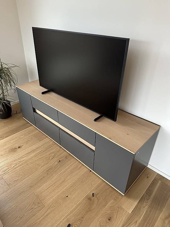 Mobili TV: Dieter Knoll Lowboard / Sideboard / TV Möbel – Usato da Aarau Rohr venduto da jon_6nfz