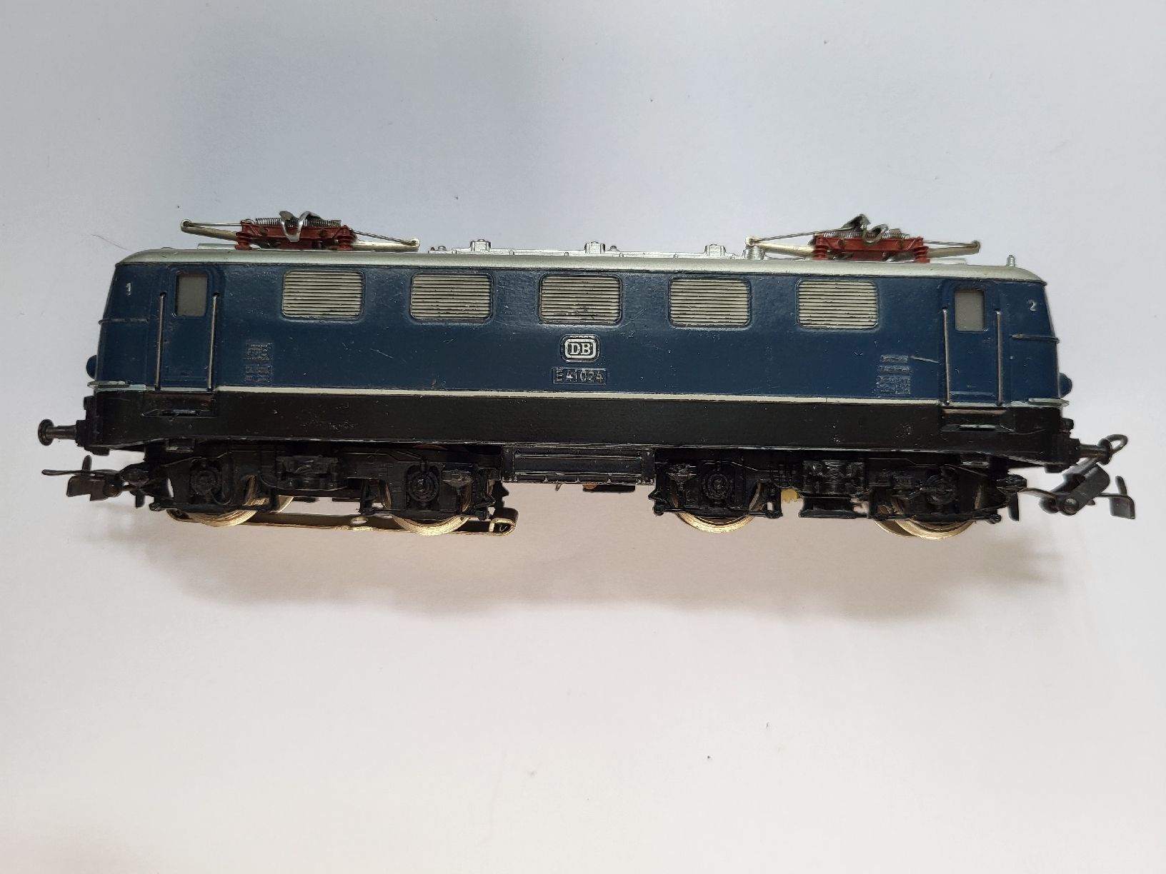 Märklin Trains électriques: Märklin 3034 E-Lok E41 024 DB H0 Wechselstrom #148 – D'occasion à Dachsen par MacheSache