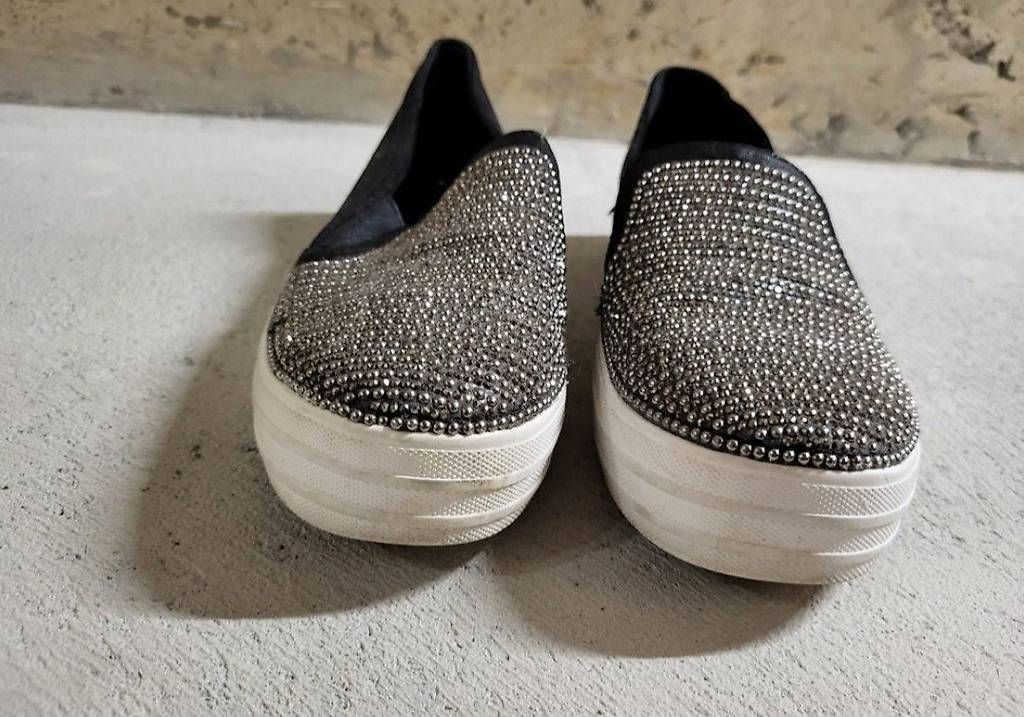 Skechers Scarpe da donna: Sketchers Schuhe – Usato da Winkel venduto da aivahmolina