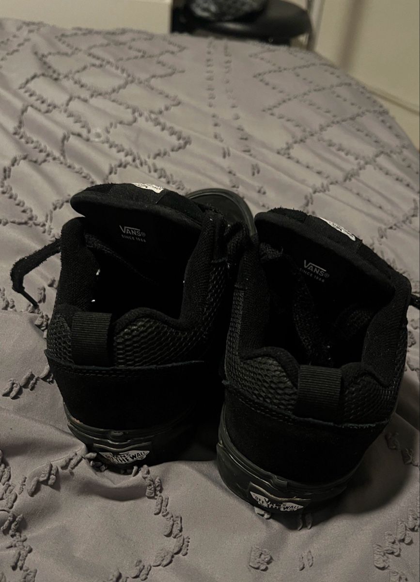 Vans Chaussures hommes: SCHWARZE VANS SNEAKER – D'occasion à Gossau SG par eor_9jvs 2